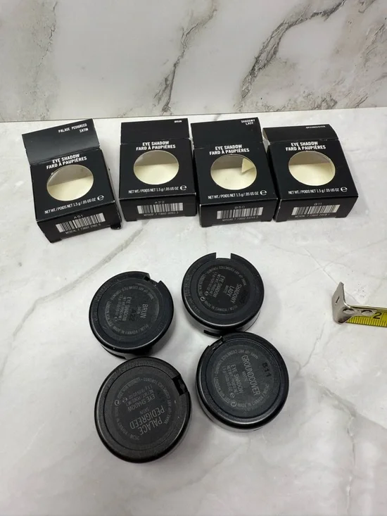 Eyeshadow MAC Cosmetics groundcover,shadowy lady,palace pedigreed,knight divine. - Picture 4 of 5